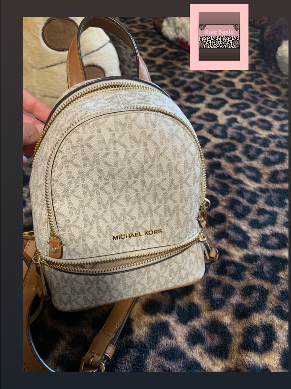 🤍🤎Michael Kors Cream Mini Logo Backpack with Tan Trim - Picture 2 of 7